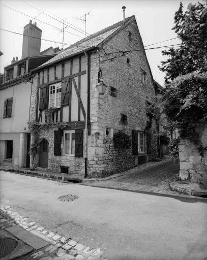 Maison sise 11, rue des Quatre Nations.