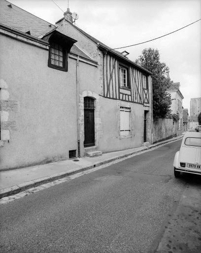 Façade de la maison sise 8, rue Porte Tavers.