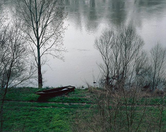 Paysage au bord de la Vienne avec une barque.