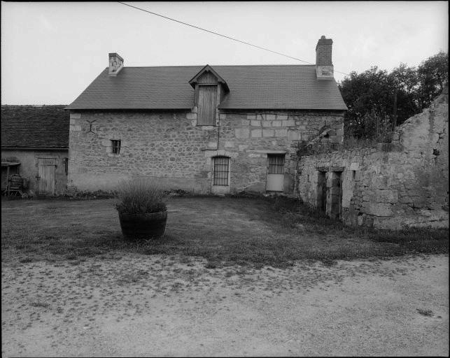 Lieu-dit 'Le Châtelier' : vue du premier logis.