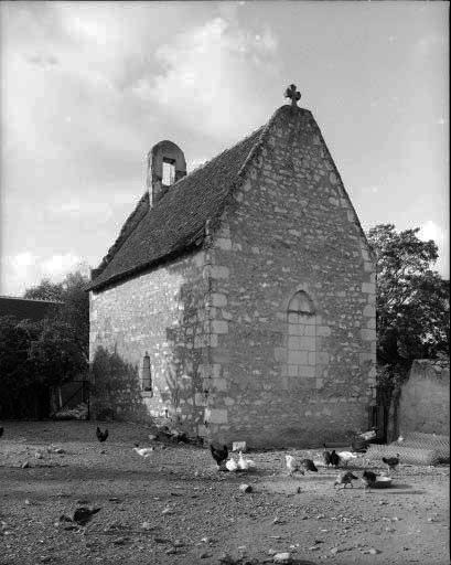 Chapelle : pignon est.