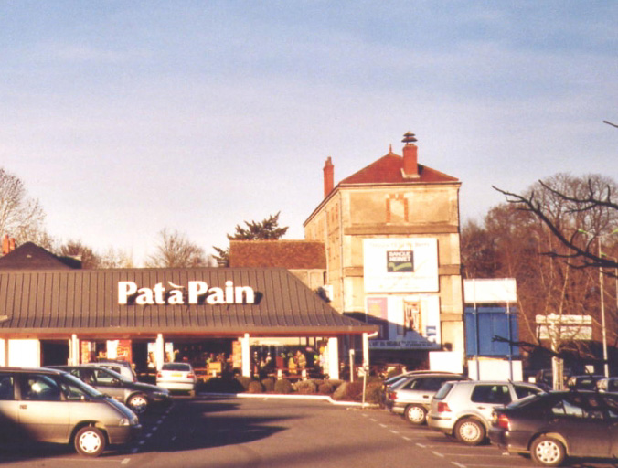 Pignon sud de la brasserie.