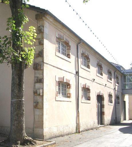 Bâtiment cartoucherie vue nord-ouest.