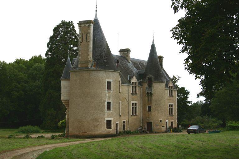 Château de l'Isle Mauvières.