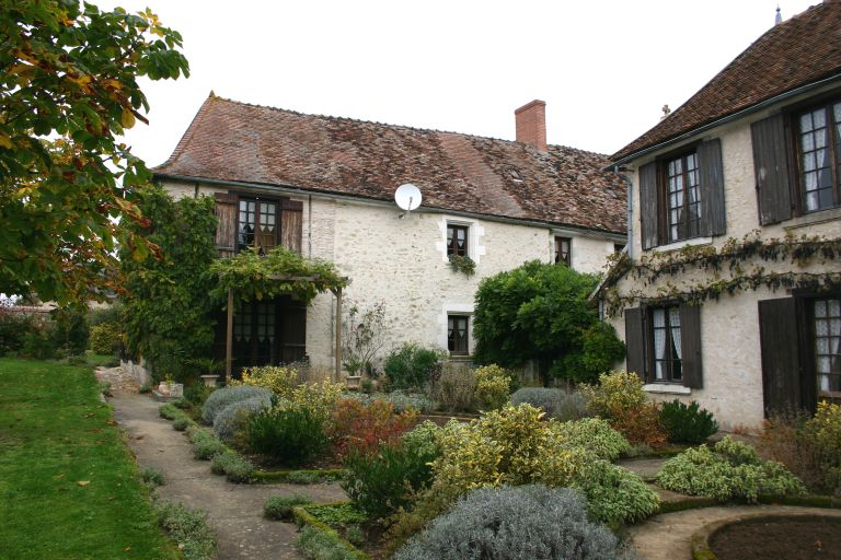 Arrière de l'ensemble.