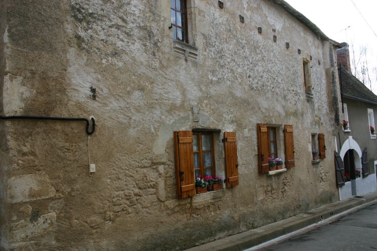 Façade sur rue.