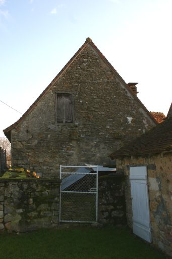 Pignon du bâtiment avec les deux habitations.