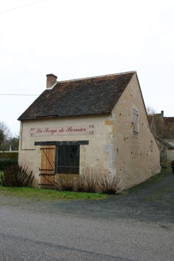 Ancienne forge, façade principale.