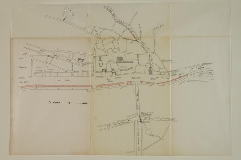 Plan de la ville en 1894.  (archives départementales du Loiret, Liasse 30 872).