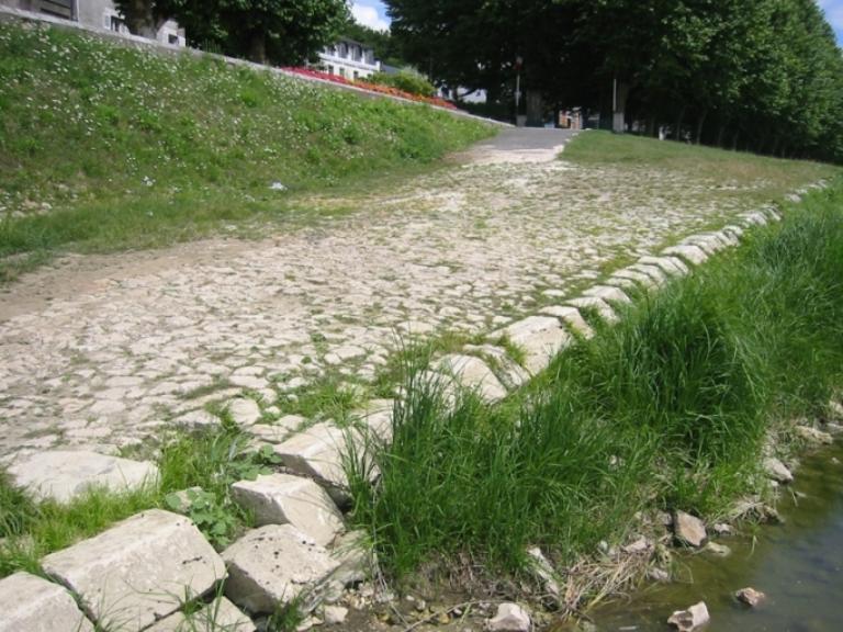 Le pavage et le quartier d'arête. 
