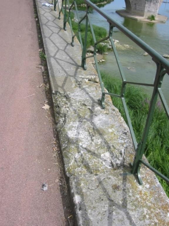 Le garde-corps. 