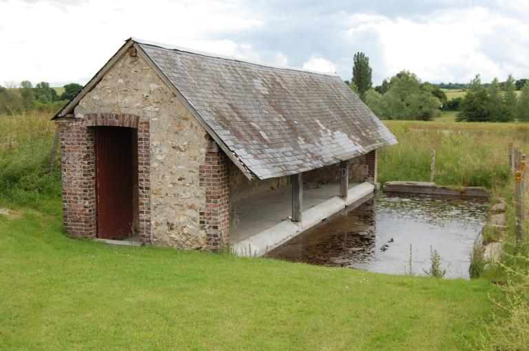 Lavoir communal du bourg. ; Vue générale.