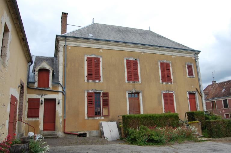 Logis, élévation sud.