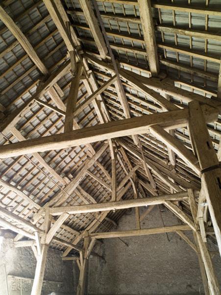 Partie haute de la charpente vue vers le nord-ouest.