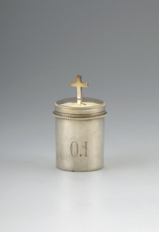 24 ampoules à huile des malades