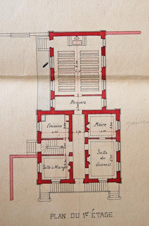 Projet de construction de la mairie-école, plan dressé par l'architecte Proust en 1873, rez-de-chaussée. (Archives départementales d'Eure-et-Loir, 2 O 80).