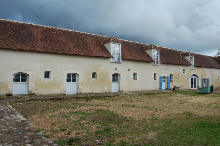 Aile sud-est (grange et étables), vue depuis le nord.