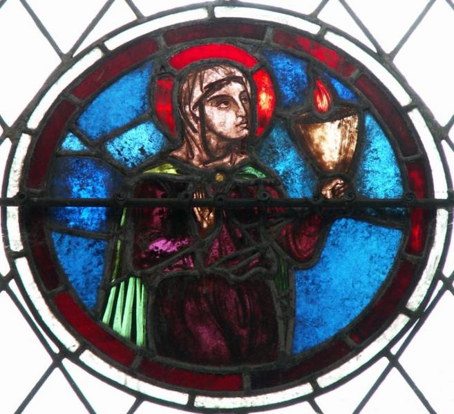 Verrière figurant une Vierge sage en buste