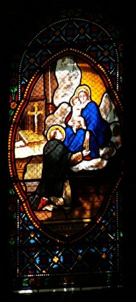 baie 3 : le don du Rosaire à saint Dominique.