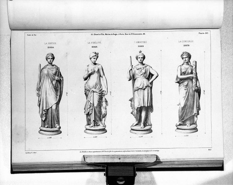 Planche 267 du catalogue de la fonderie d'art Ducel : statues.