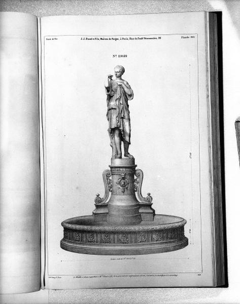 Planche 262 du catalogue de la fonderie d'art Ducel : fontaine.