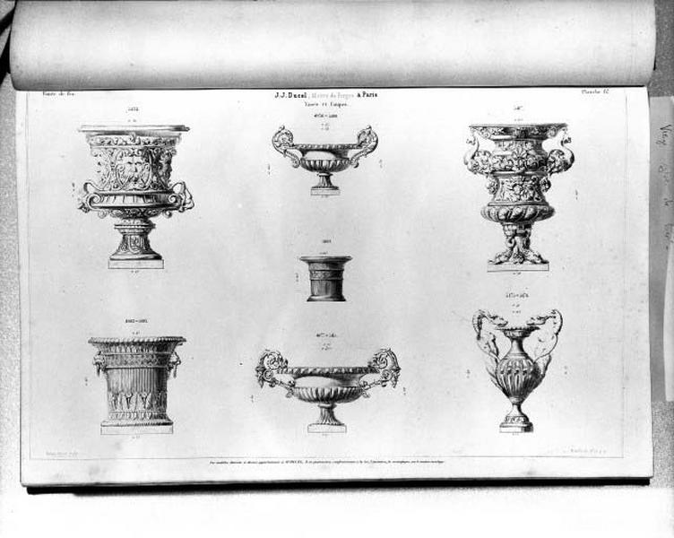 Planche 87 du catalogue de la fonderie d'art Ducel : vases et coupes.