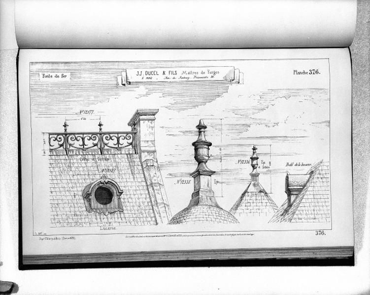 Planche 376 du catalogue de la fonderie d'art Ducel : crête et faitière, lucarne, épi.