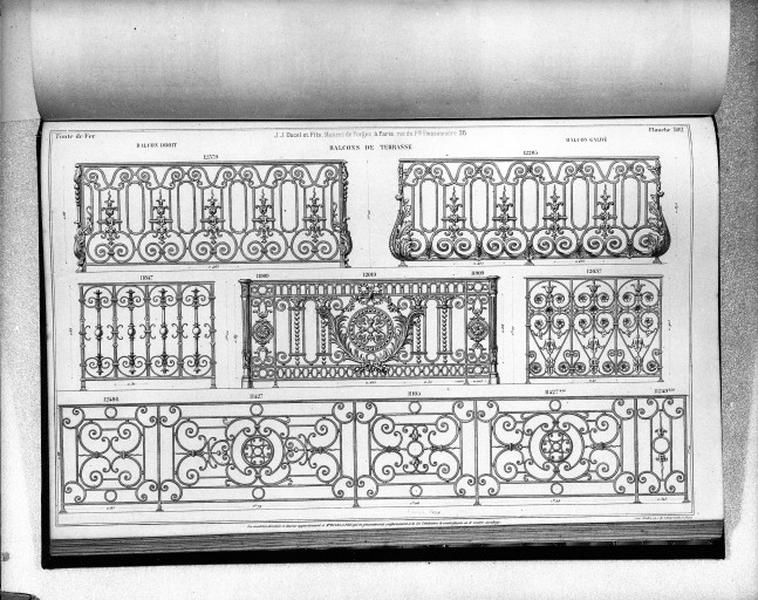 Planche 392 du catalogue de la fonderie d'art Ducel : balcons de terrasse.