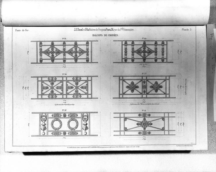 Planche 3 du catalogue de la fonderie d'art Ducel : balcons de croisées.