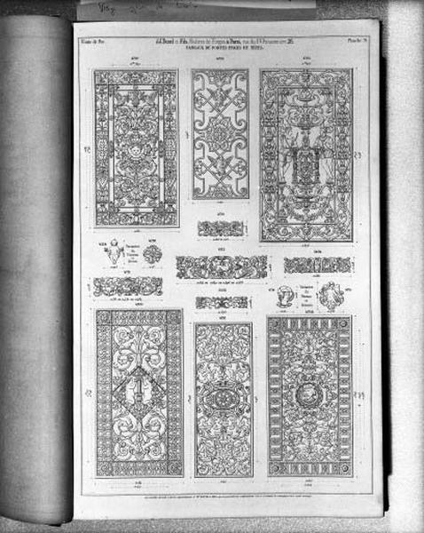 Planche 79 du catalogue de la fonderie d'art Ducel : paneaux de portes, frises et têtes.