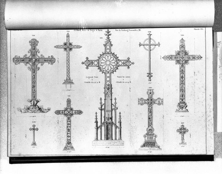 Planche 125 du catalogue de la fonderie d'art Ducel : croix.