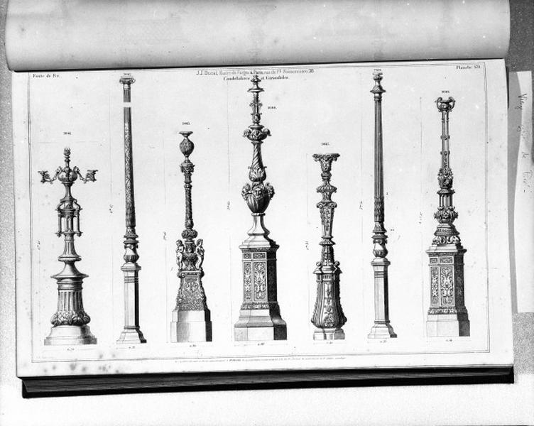 Planche 139 du catalogue de la fonderie d'art Ducel : candélabres et girandoles.