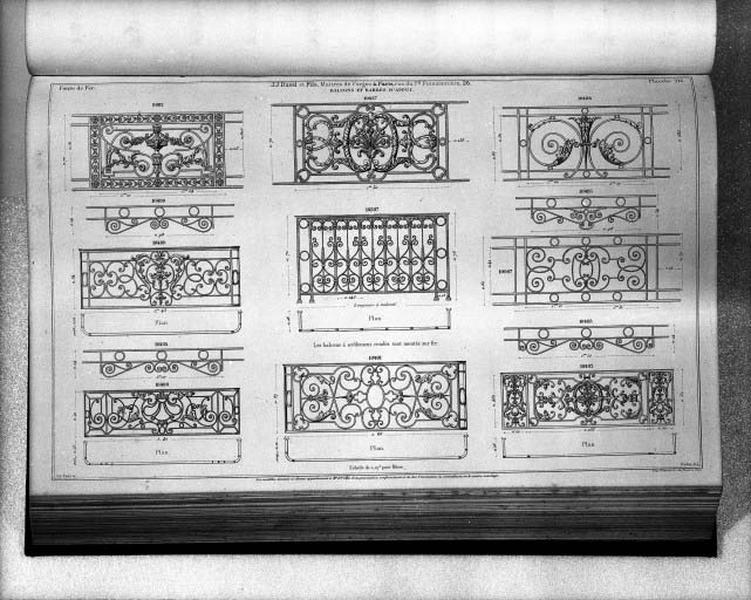 Planche 216 du catalogue de la fonderie d'art Ducel : balcons et barres d'appui.