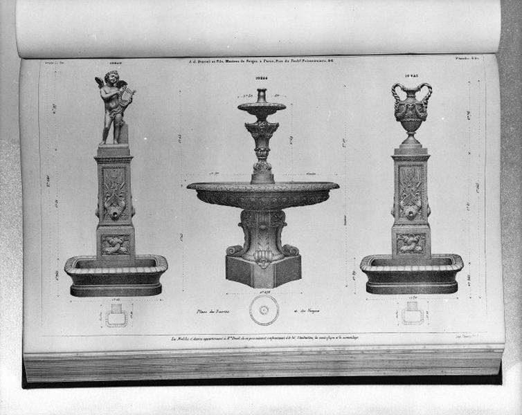 Planche 201 du catalogue de la fonderie d'art Ducel : fontaines.