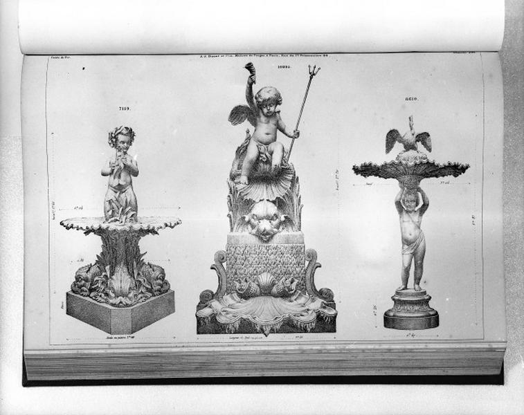Planche 204 du catalogue de la fonderie d'art Ducel : groupes sculptés. L'une des statues se trouve au château de Mazères, à Azay-le-Rideau (Statue n°1, Doc.3).