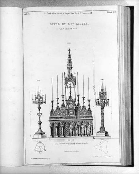 Planche 252 du catalogue de la fonderie d'art Ducel : autel du XIIIè siècle, candélabres.