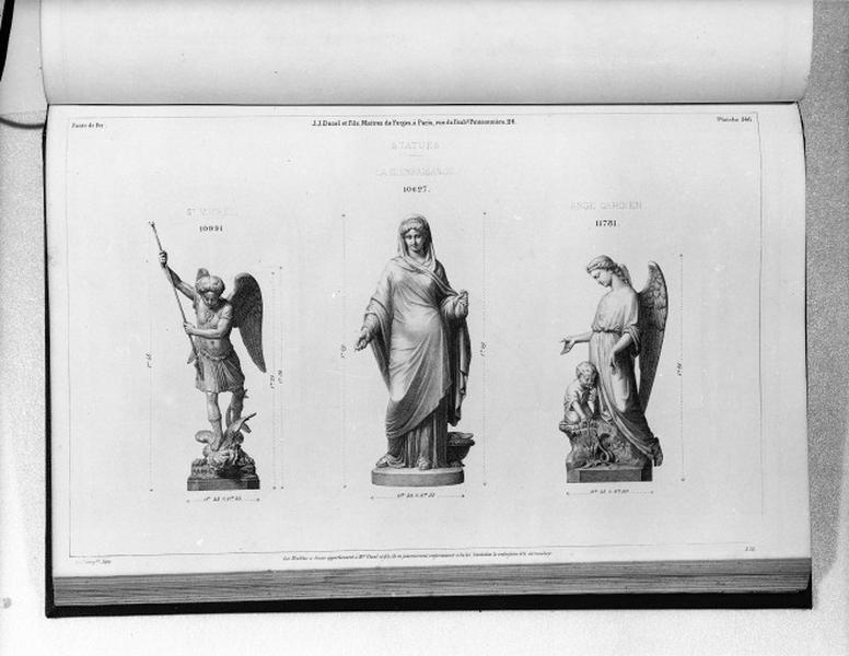 Planche 346 du catalogue de la fonderie d'art Ducel : statues de saint Michel, de la Bienfaisance et d'un Ange Gardien.