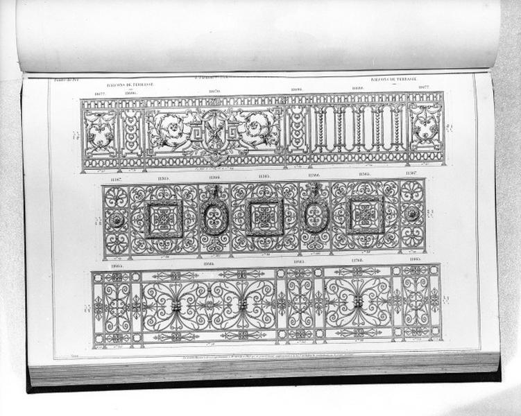 Planche du catalogue de la fonderie d'art Ducel : balcons de terrasse.