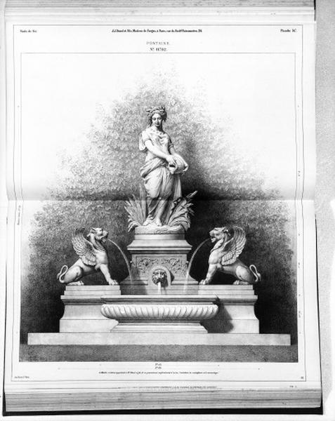 Planche 317 du catalogue de la fonderie d'art Ducel : fontaine.