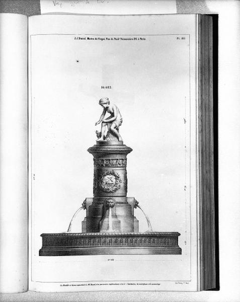Planche 185 du catalogue de la fonderie d'art Ducel : fontaine.