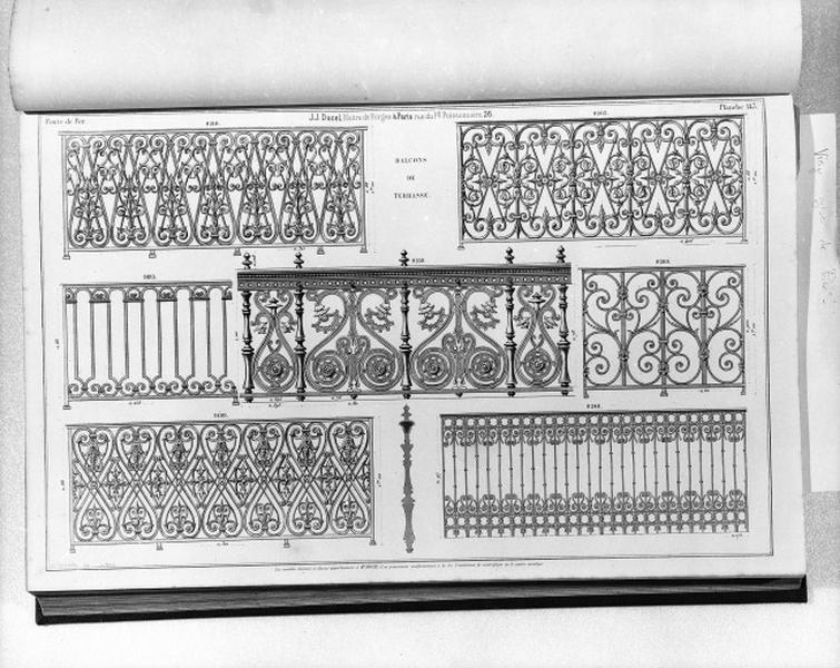 Planche 143 du catalogue de la fonderie d'art Ducel : balcons de terrasse.