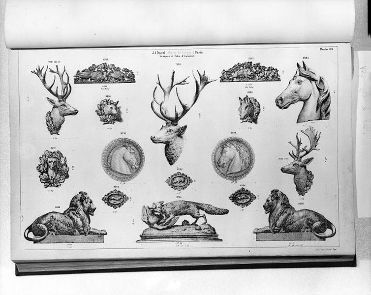 Planche 148 du catalogue de la fonderie d'art Ducel : groupes et têtes d'animaux.