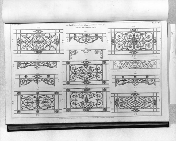 Planche 146 du catalogue de la fonderie d'art Ducel : balcons et barres d'appui.
