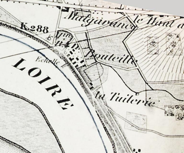 Carte de la Loire de Briare à Nantes par l'ingénieur Coumes (1848) annotée par l'ingénieur Collin, 25 mai 1858. Détail. (archives départementales du Loiret, Liasse 30936).