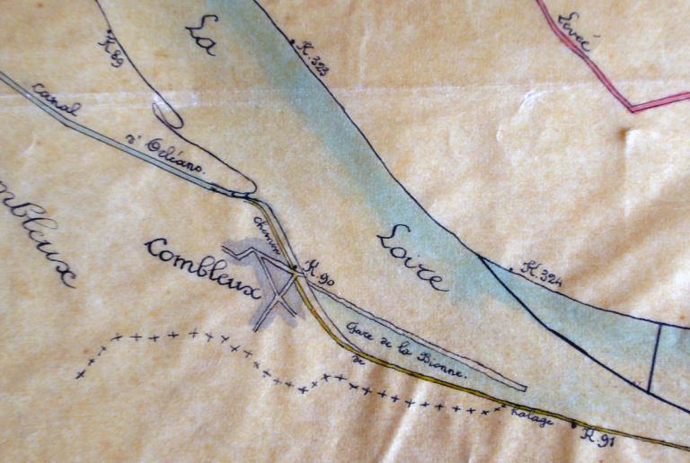 Plan de situation de la gare de la Bionne, 11 avril 1888. (direction départementale de l'équipement, Gien, Boite 15).