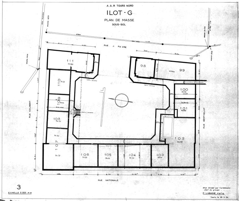 Plan masse du sous-sol, P. Labadie arch., 30 mars 1954. (archives municipales de Tours, Permis de construire 1954/n°522).
