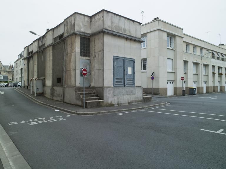 Poste de transformation de l'îlot V, vu depuis le coeur d'îlot.