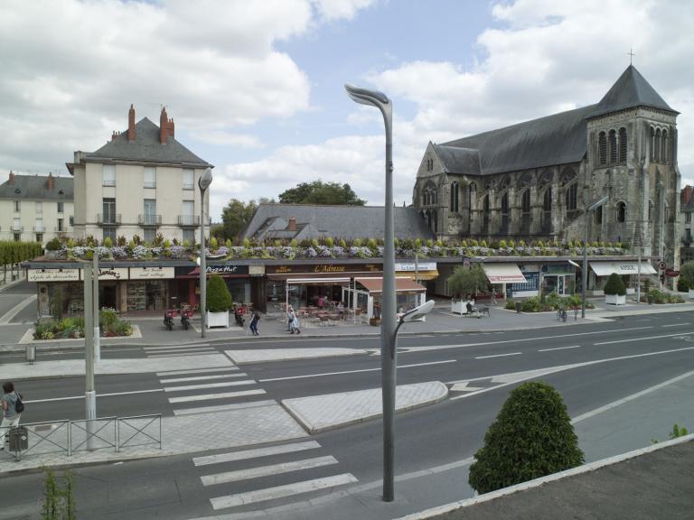 Magasins-terrasses (rue Nationale) ; Îlot V