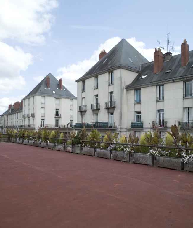 Îlots G et E vus depuis la terrasse ouest.
