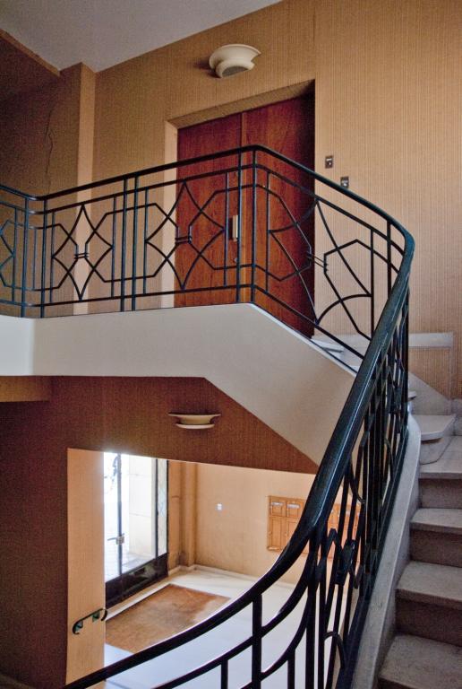 Escalier central.